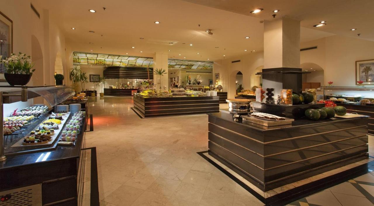 ジョリー ヴィル ゴルフ&リゾート シャルム・エル・シェイク エクステリア 写真 The buffet at the Grand Hyatt Hotel, Amman, Jordan